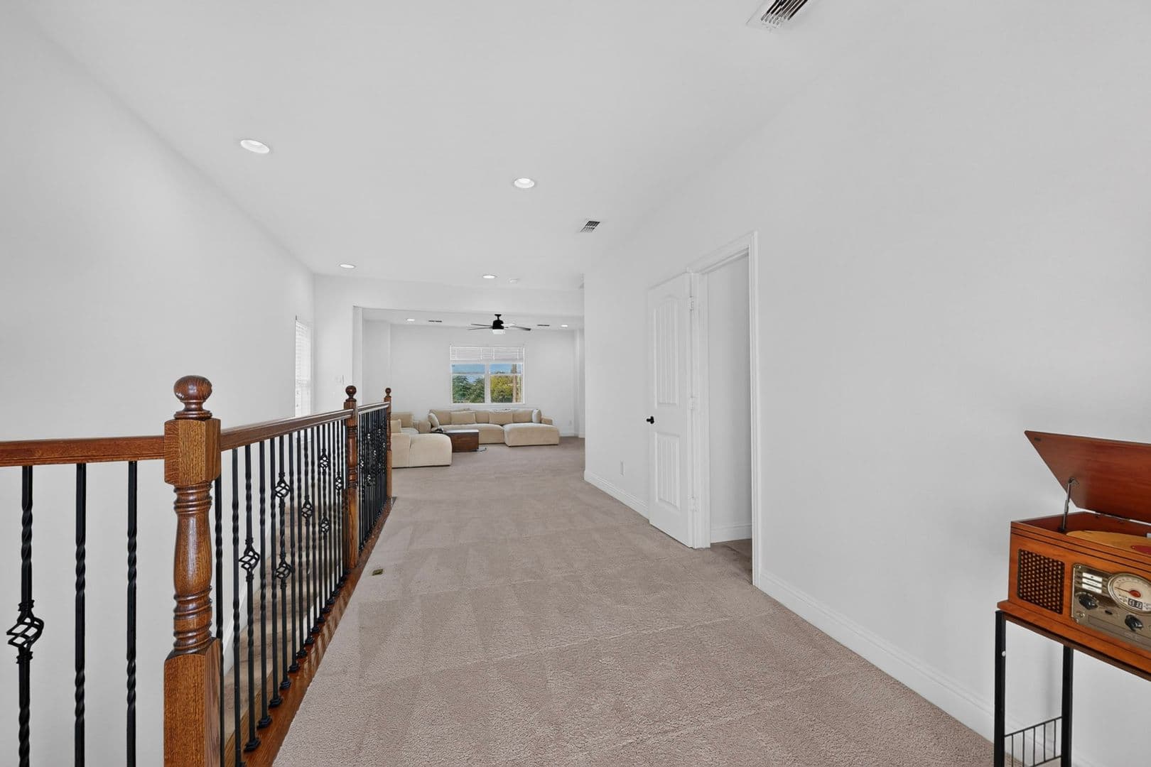 Rowlett House: 6606 Windward View Drive