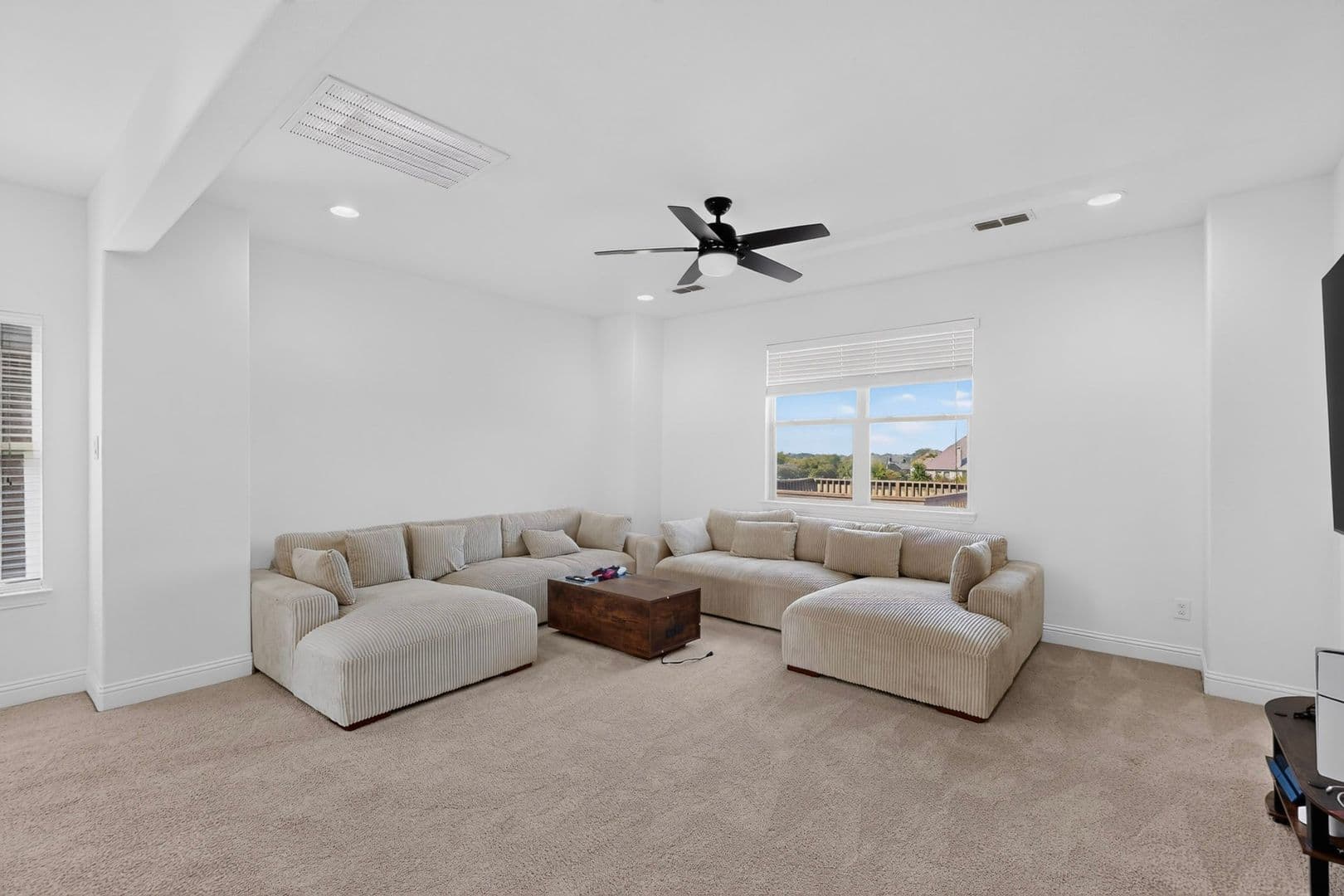 Rowlett House: 6606 Windward View Drive