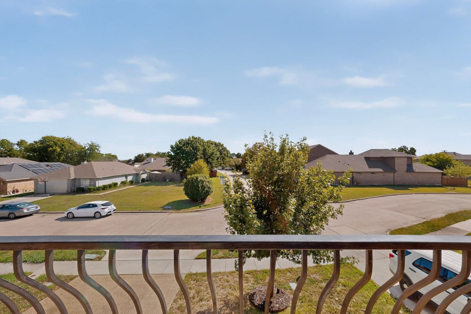 Rowlett House: 6606 Windward View Drive