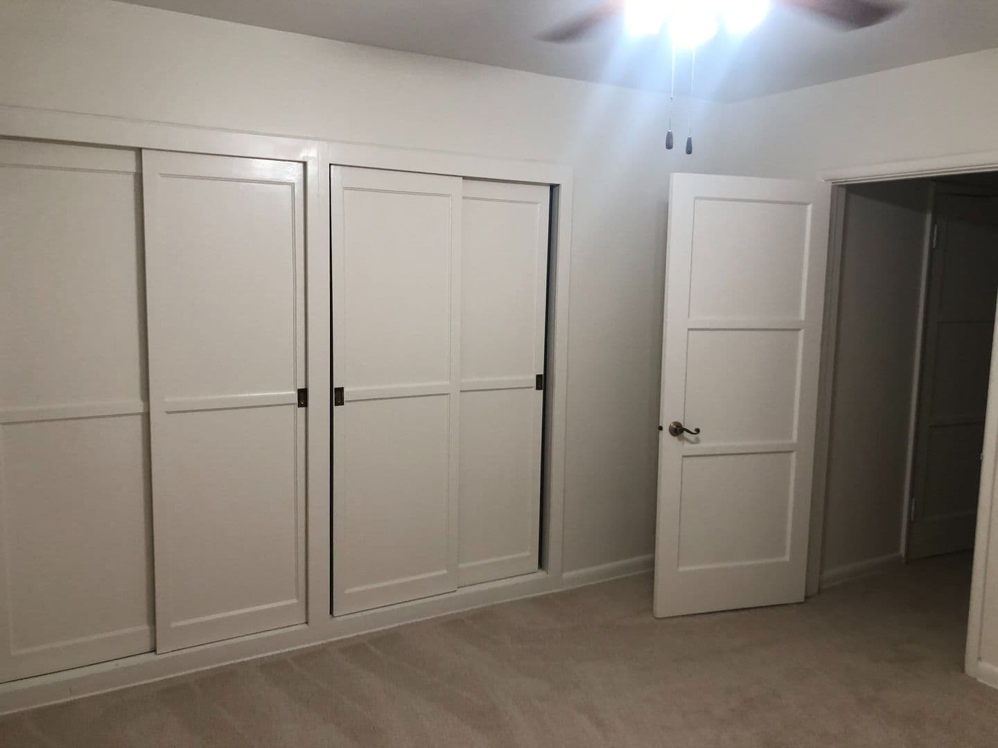Studio City Apartment: 11753 Moorpark Street