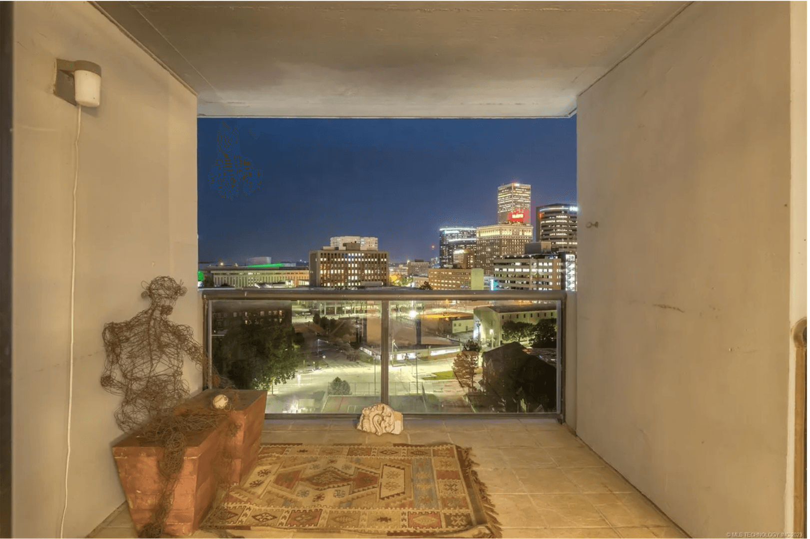 Tulsa House: 410 W 7th St