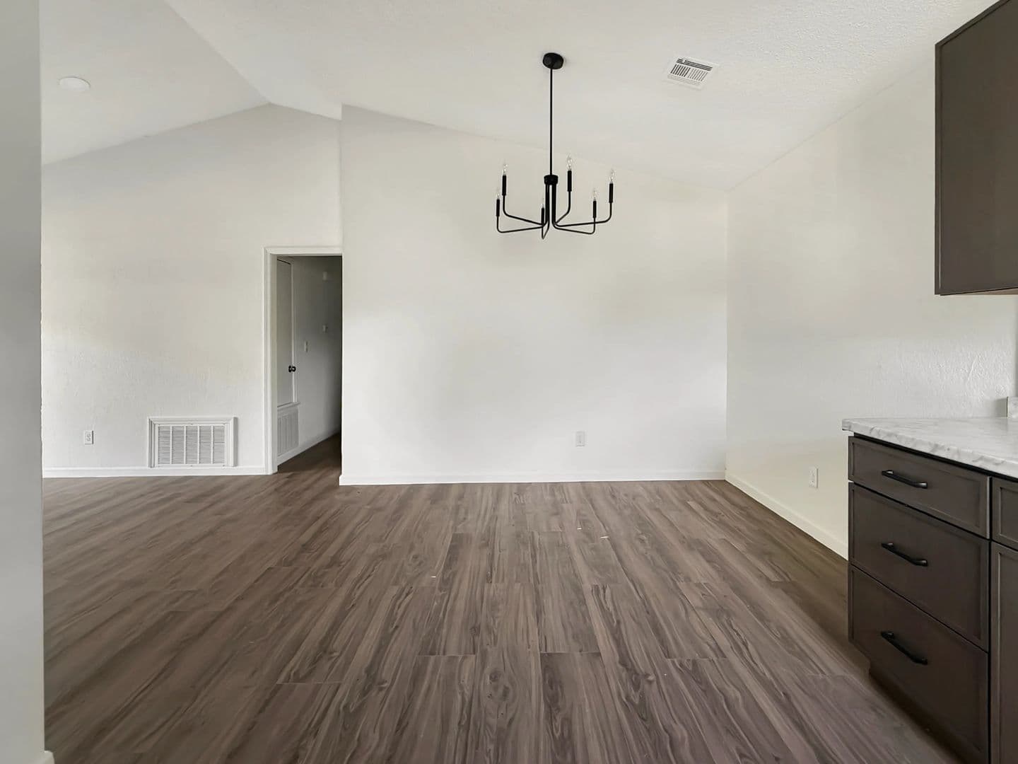 Tulsa Apartment: 1807 W. 58th St