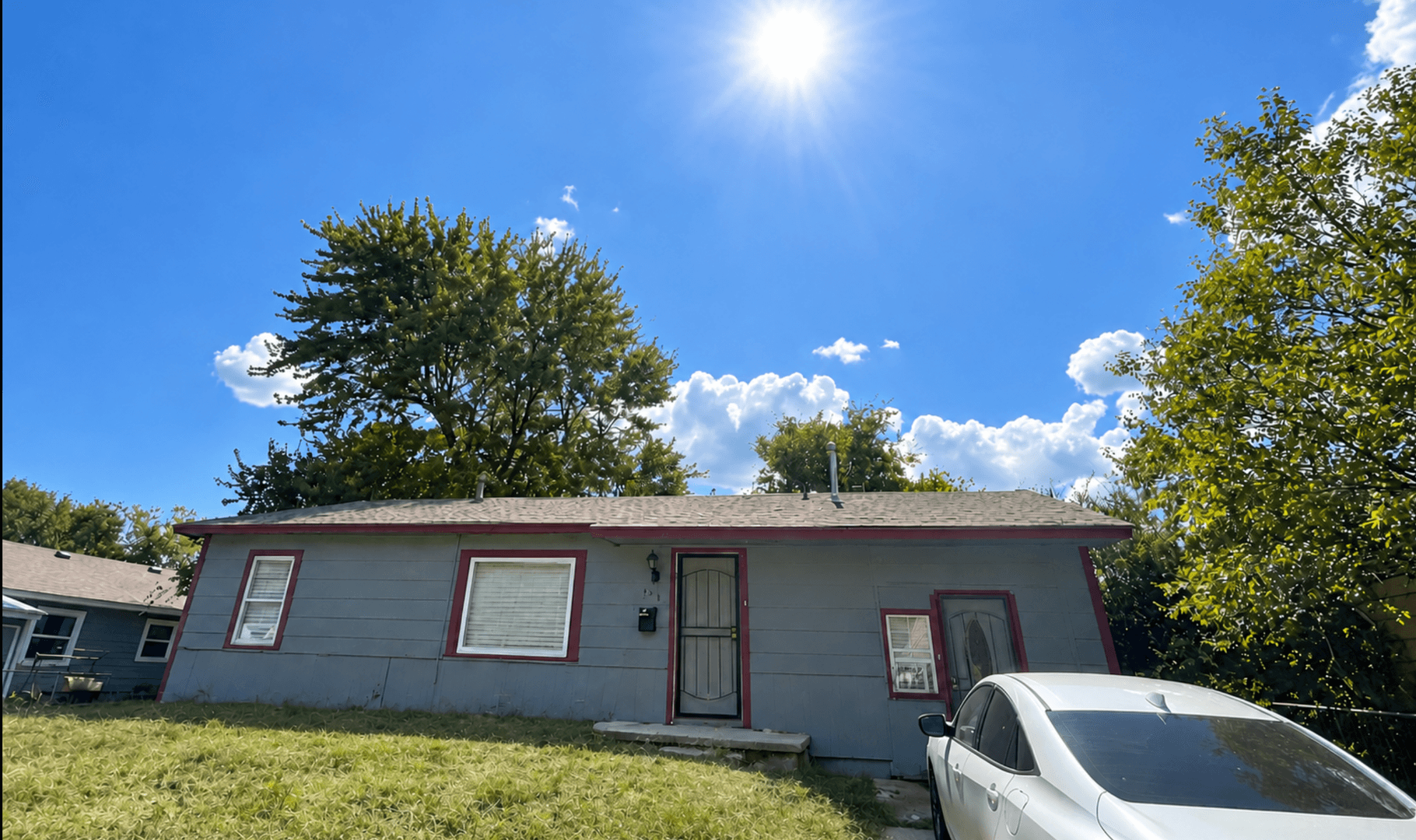 Tulsa House: 208 W 65th Pl N