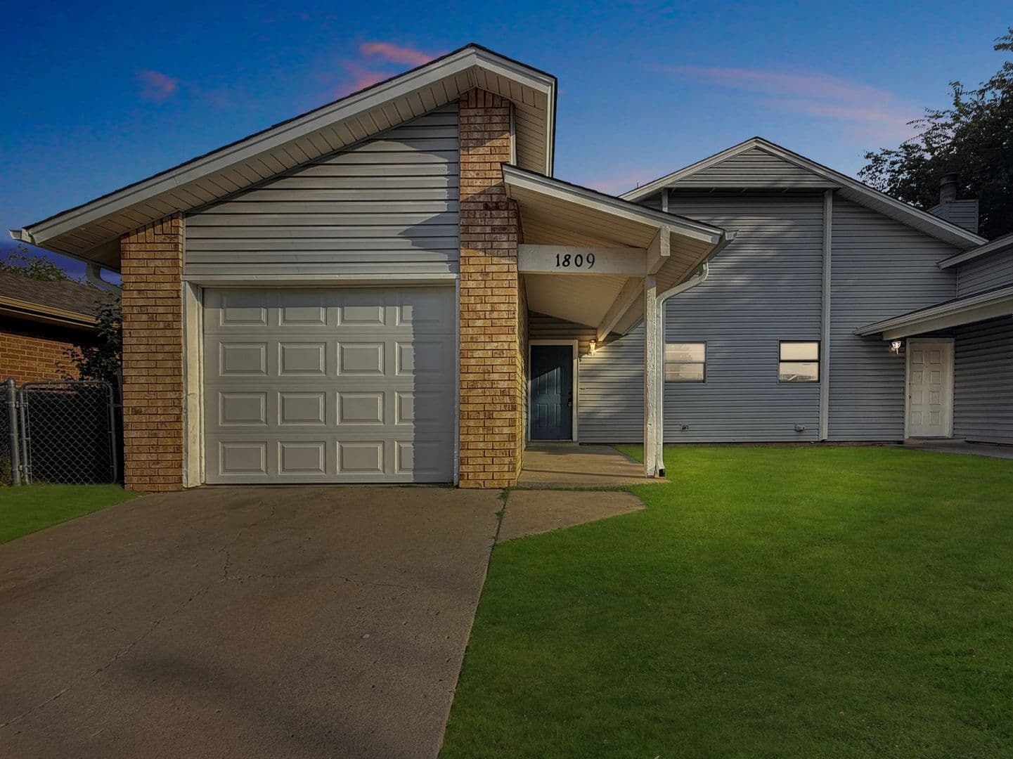 Tulsa Apartment: 1807 W. 58th St