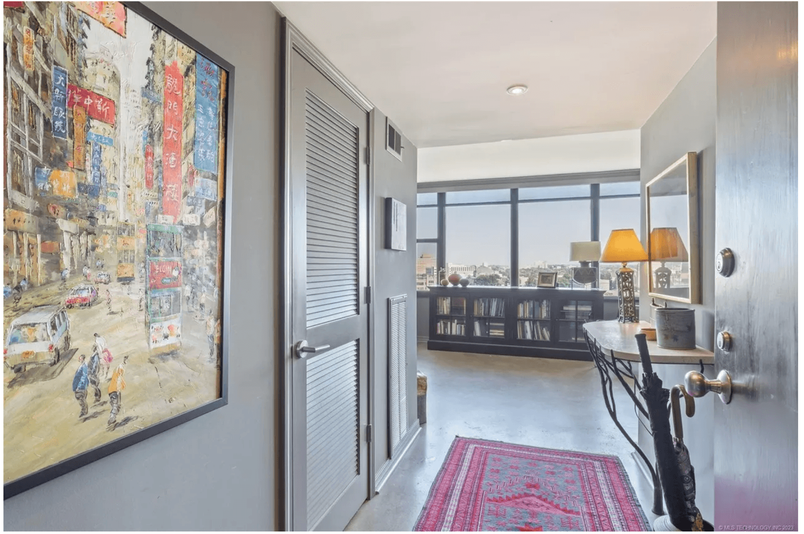 Tulsa House: 410 W 7th St
