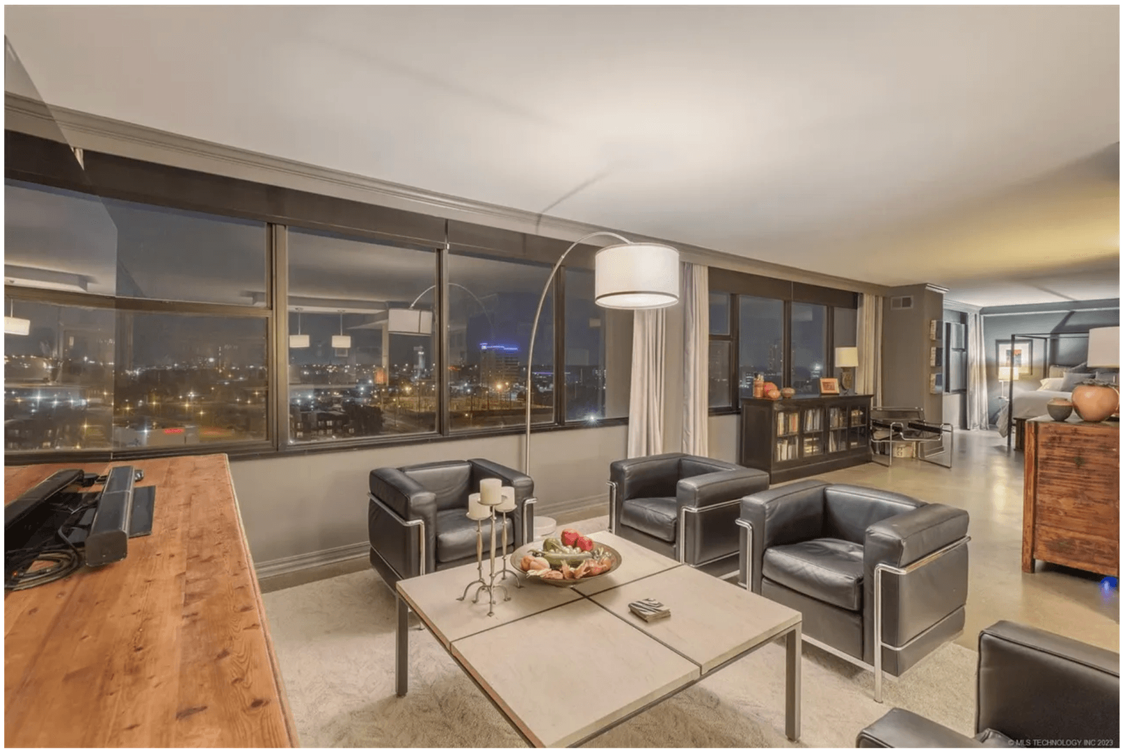 Tulsa House: 410 W 7th St