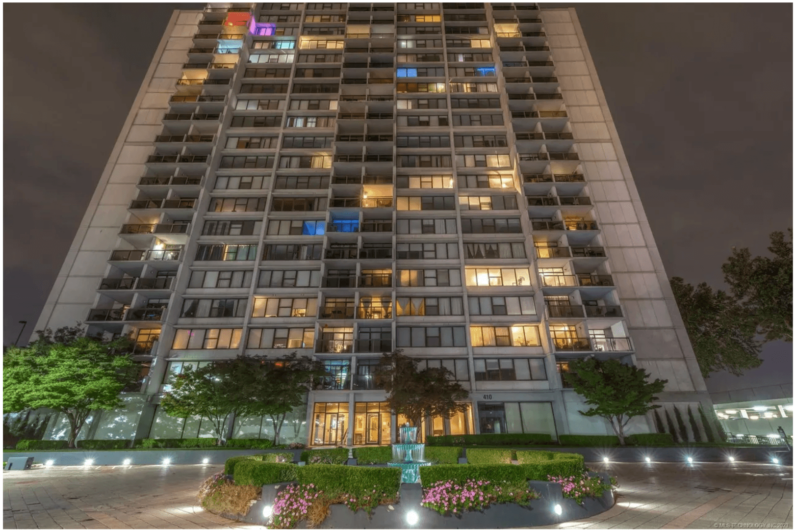 Tulsa House: 410 W 7th St