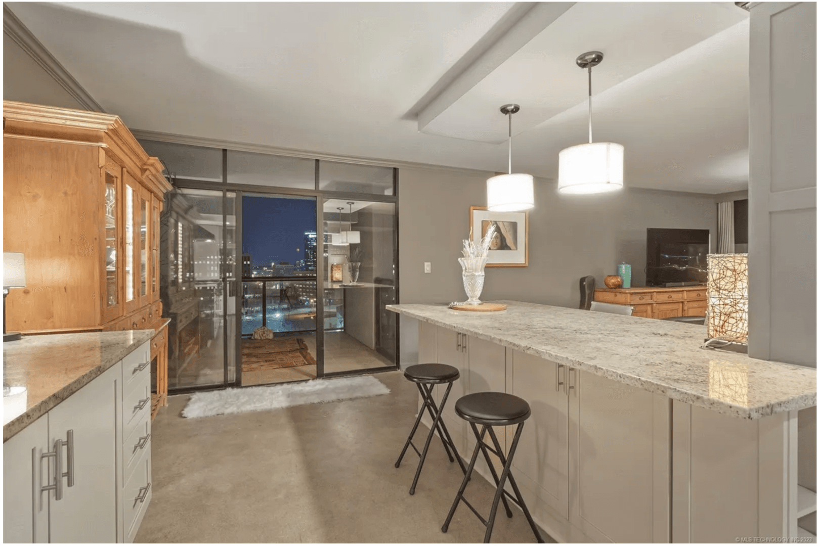 Tulsa House: 410 W 7th St