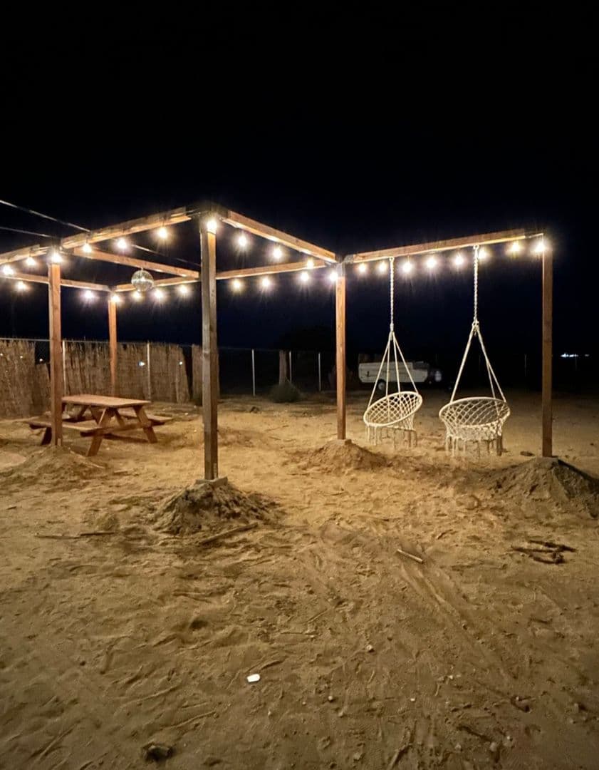 Joshua Tree House: 65076 E Broadway