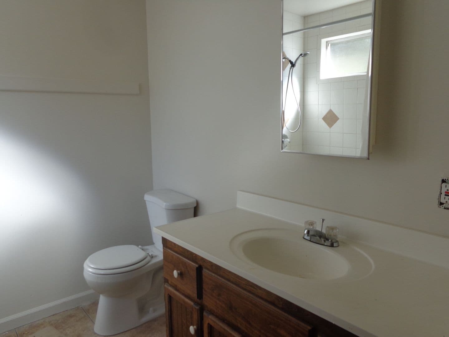 Crestline House: 1021 Coulter Pine