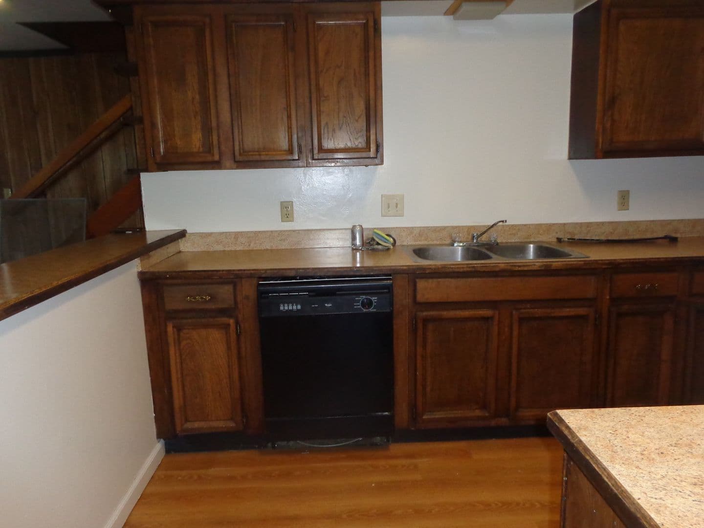 Crestline House: 1021 Coulter Pine