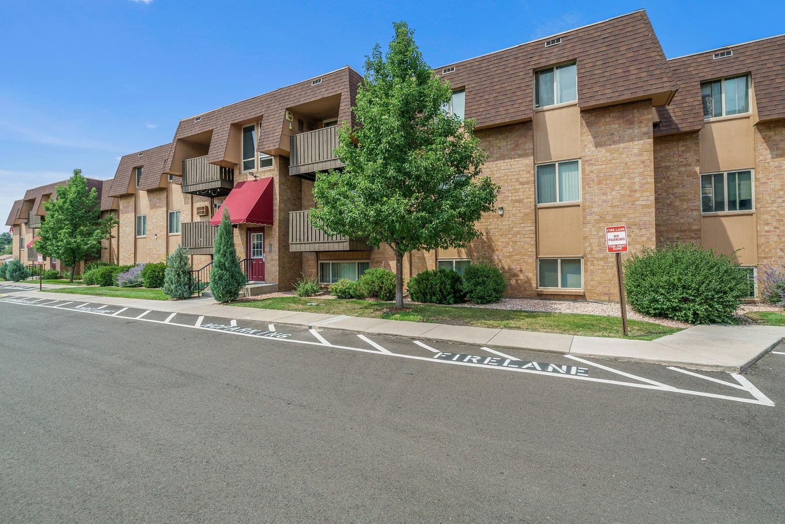 Arvada Apartment: 5370 Allison St.