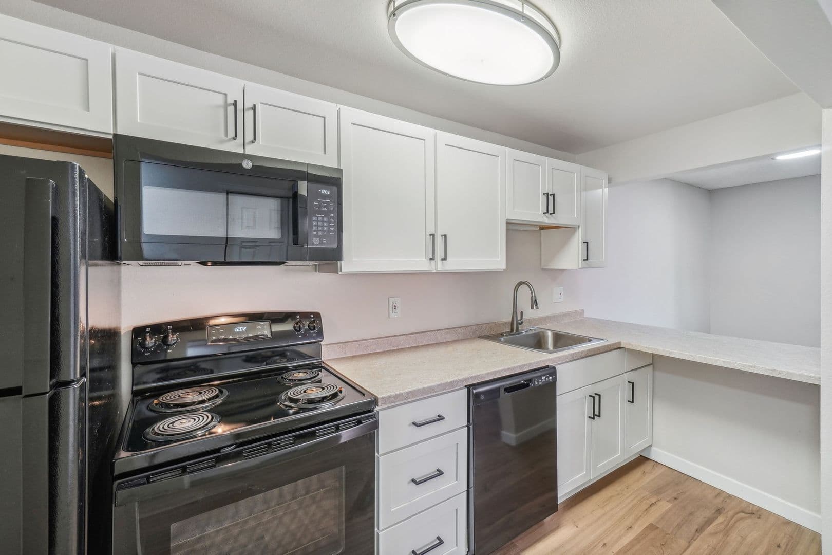 Arvada Apartment: 5370 Allison St.