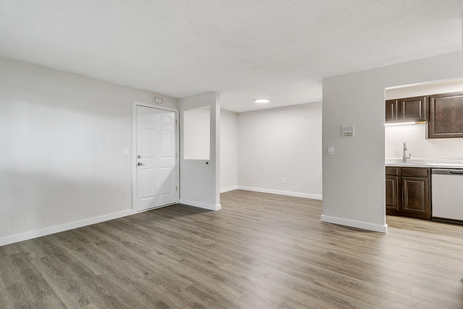 Arvada Apartment: 5370 Allison St.
