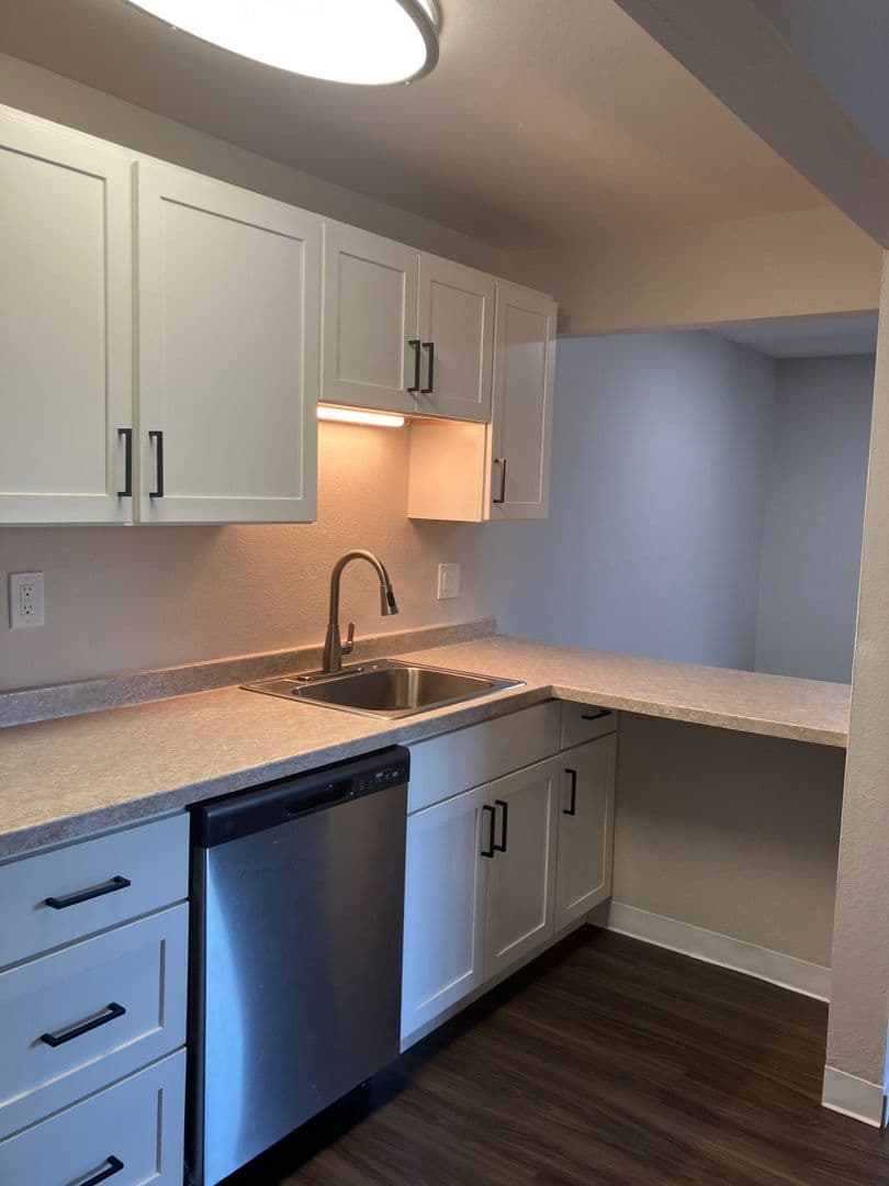 Arvada Apartment: 5370 Allison St.