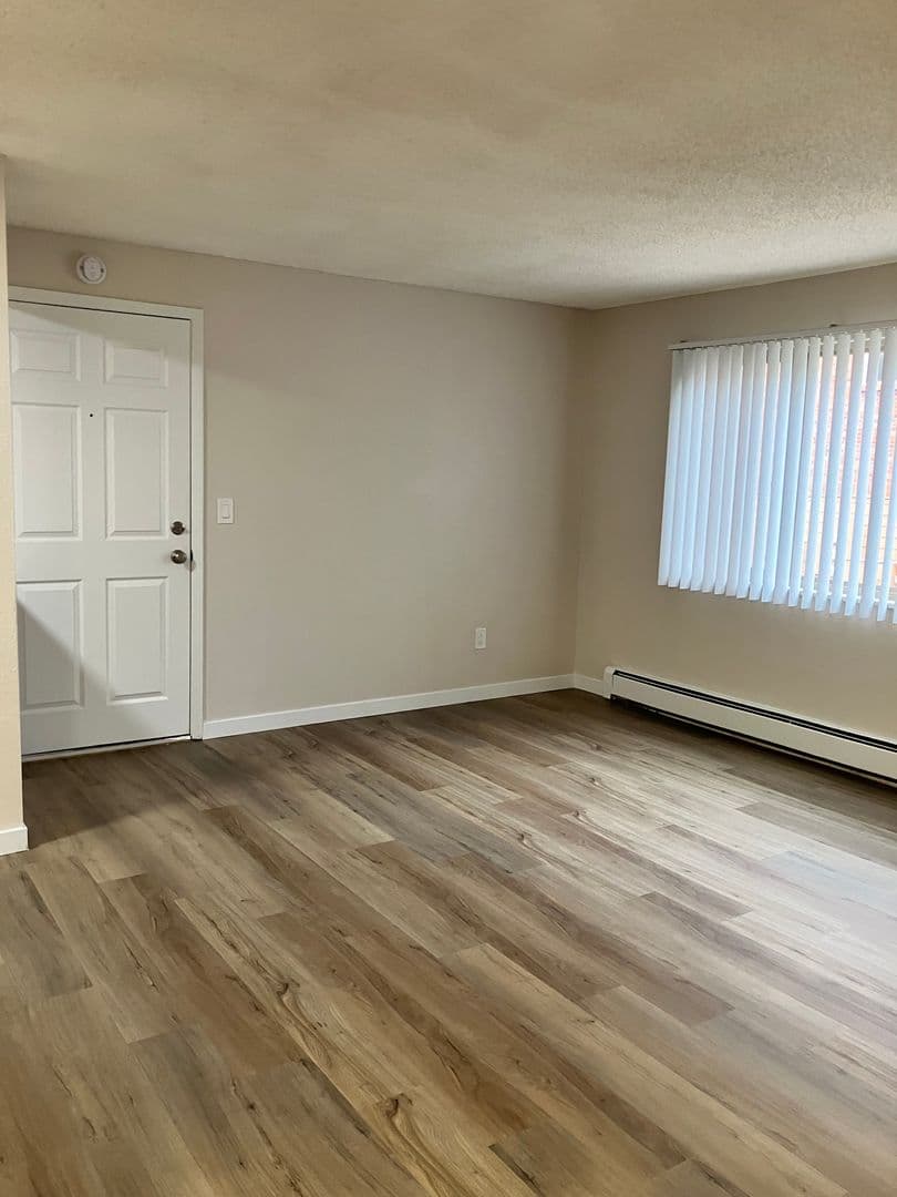 Arvada Apartment: 5370 Allison St.