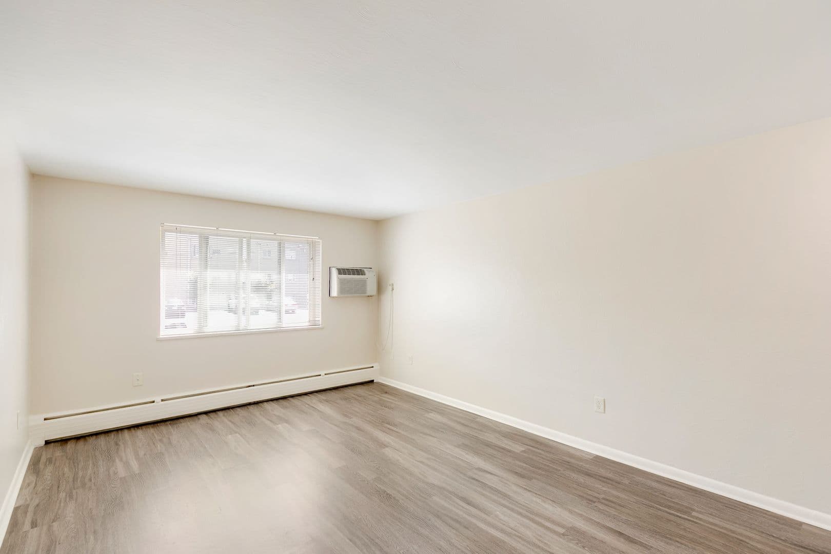 Littleton Apartment: 1151 W. Ida Ave.