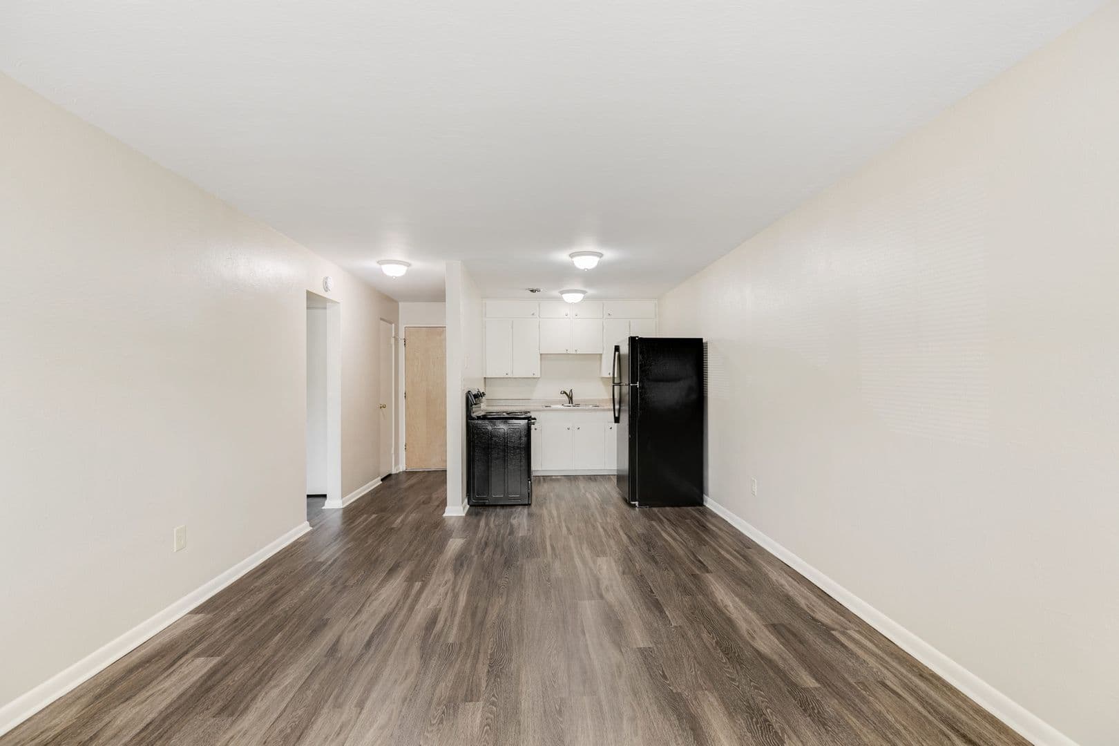 Littleton Apartment: 1116 W. Lilley Ave.