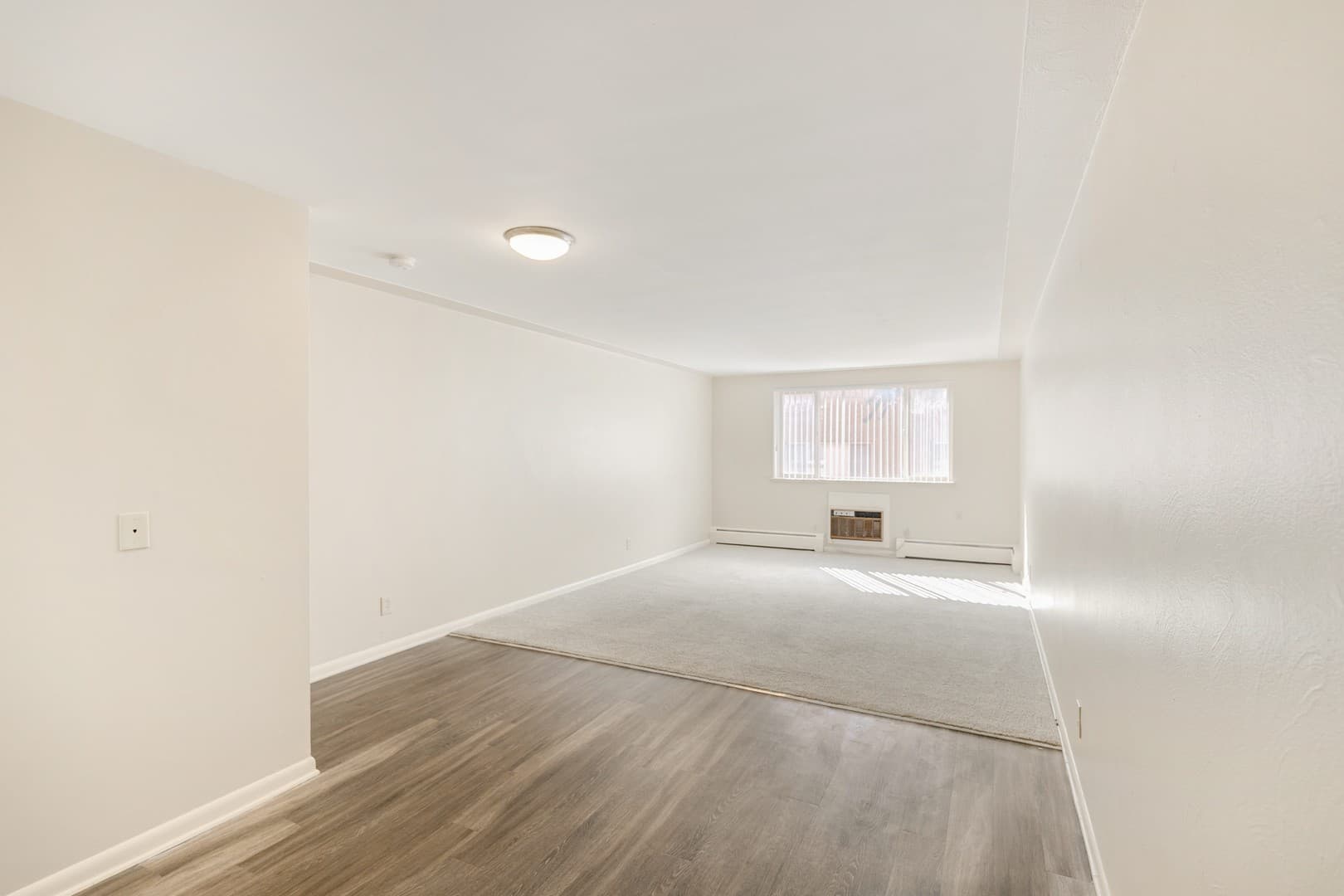 Denver Apartment: 895 Dahlia St.