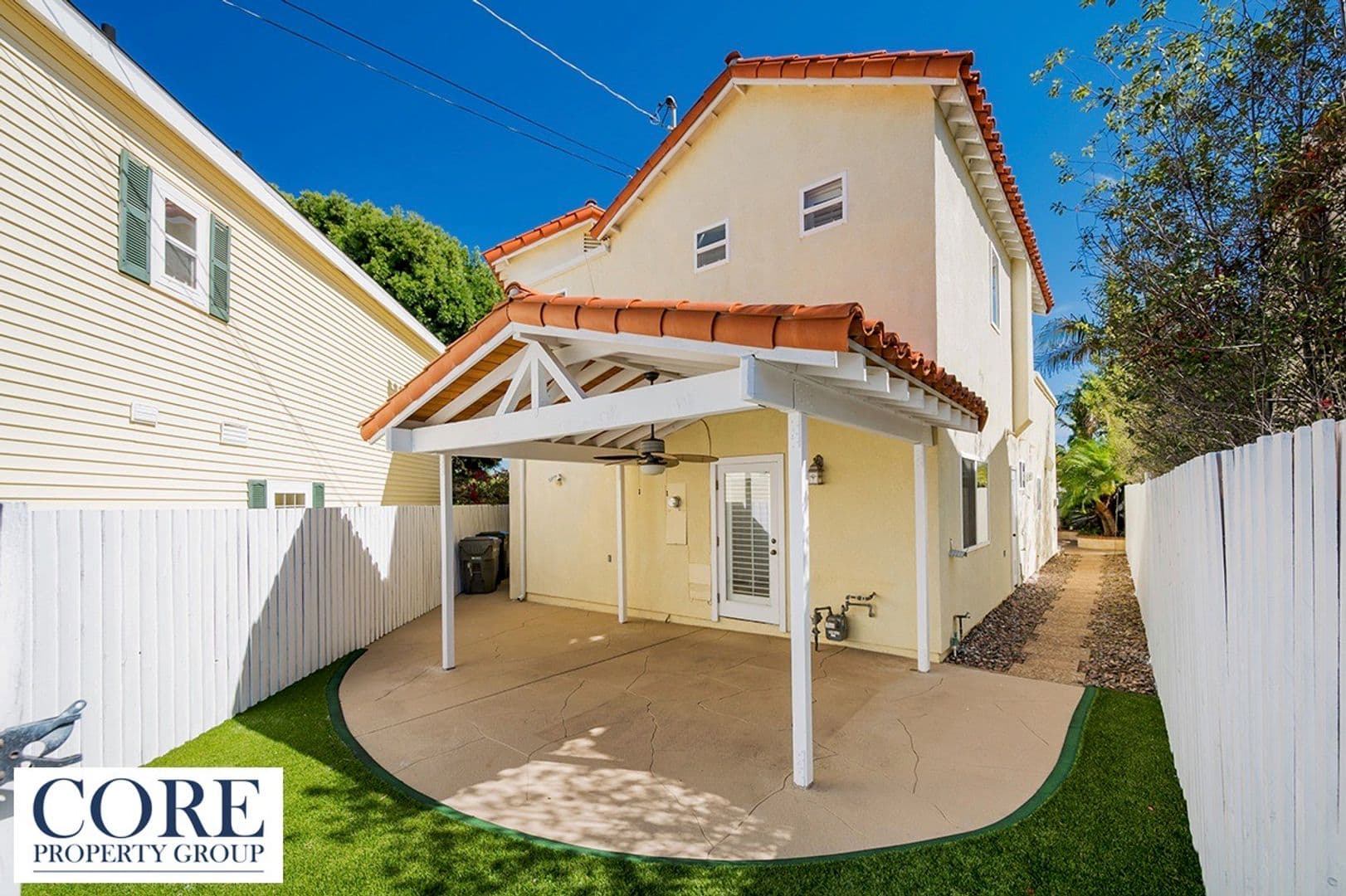 Coronado House: 308 Palm Avenue