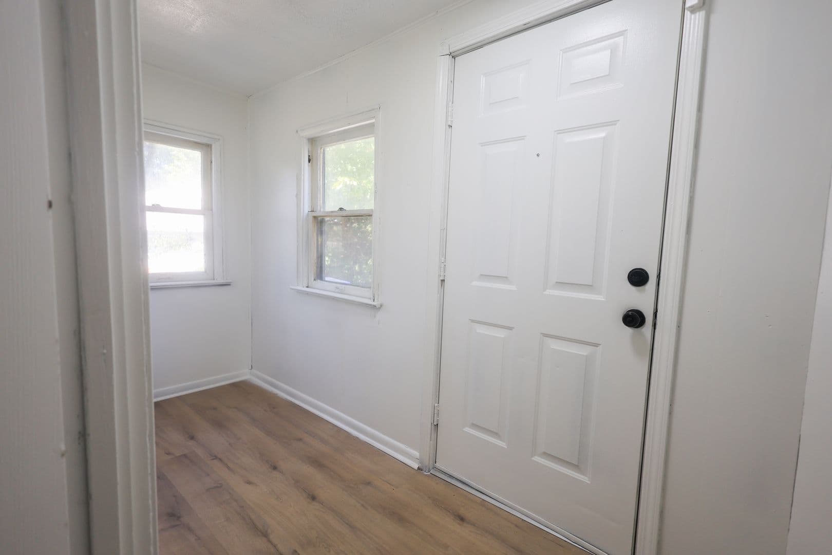 Lorain House: 816 W 22nd St