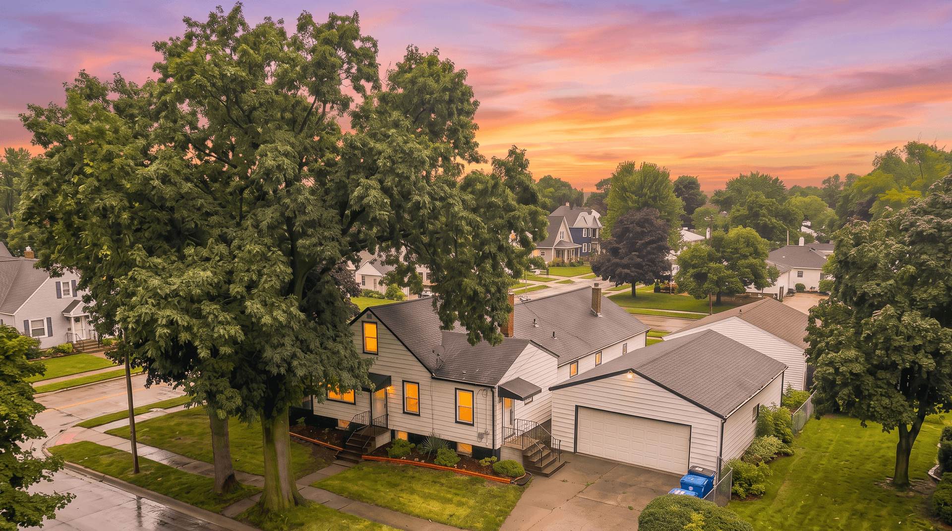 Lorain House: 2947 Colorado Ave