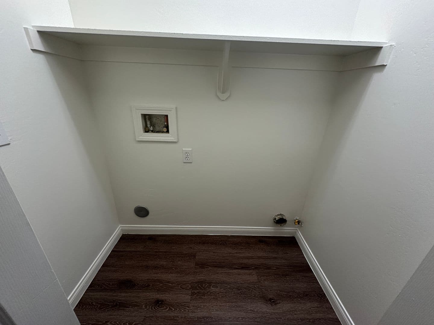 Bakersfield Apartment: 3835 Pine Meadow Drive