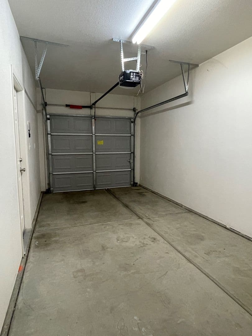 Bakersfield Apartment: 3125 Park Meadows Drive Unit B
