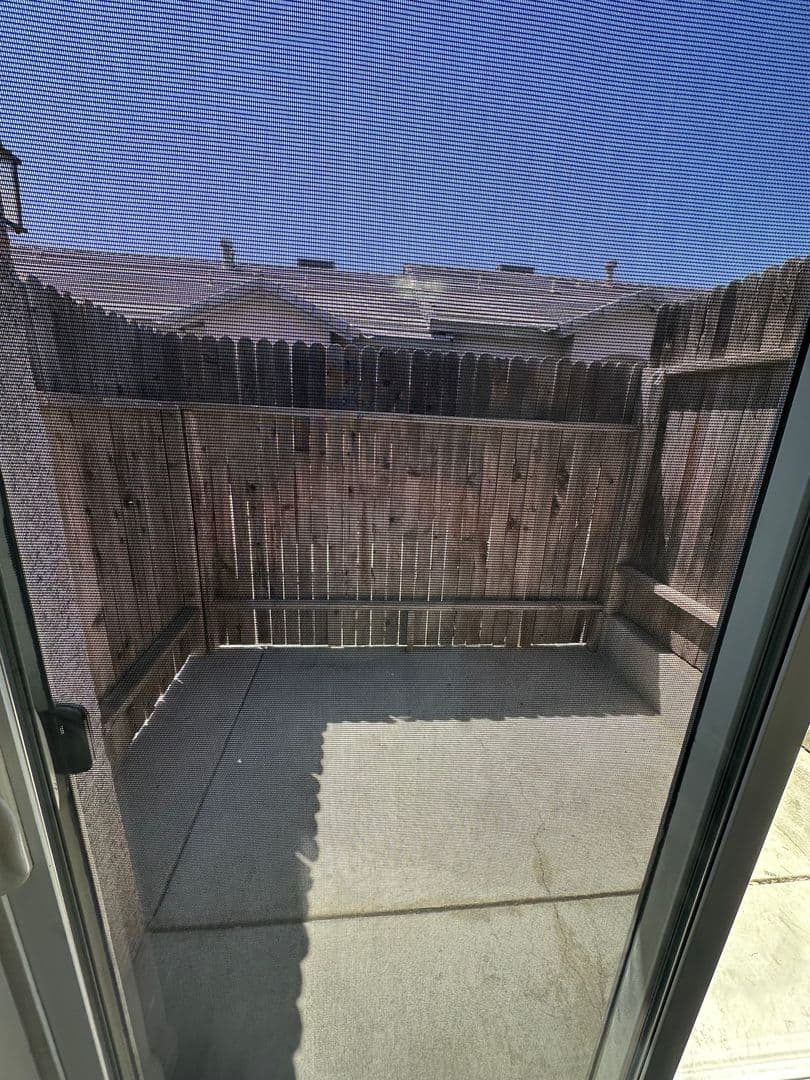 Bakersfield Apartment: 3835 Pine Meadow Drive