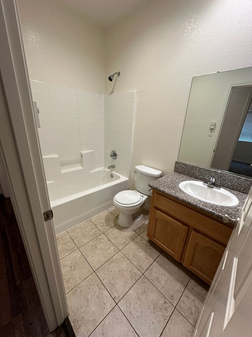 Bakersfield Apartment: 3125 Park Meadows Drive Unit B