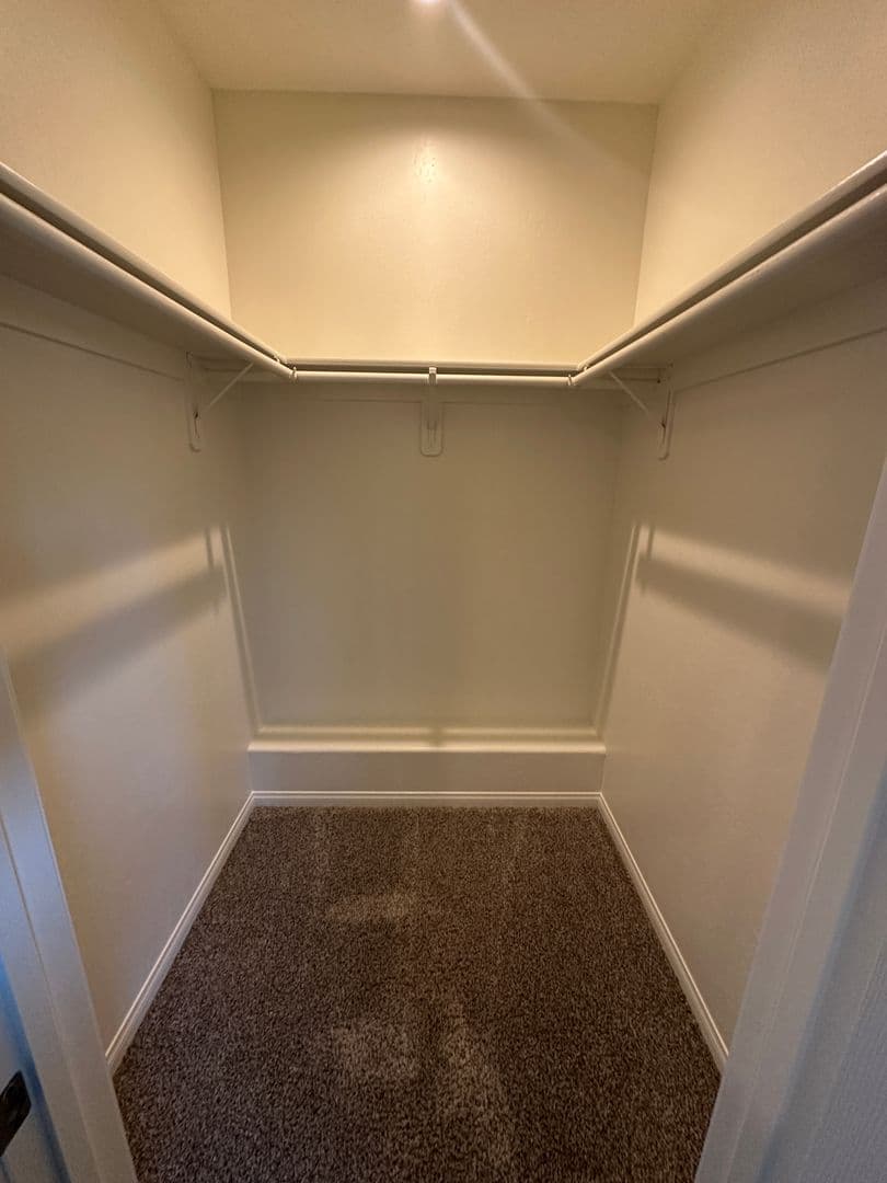 Bakersifeld Apartment: Rosedale Villas