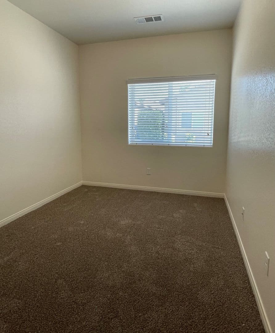 Bakersfield Apartment: 3125 Park Meadows Drive Unit B