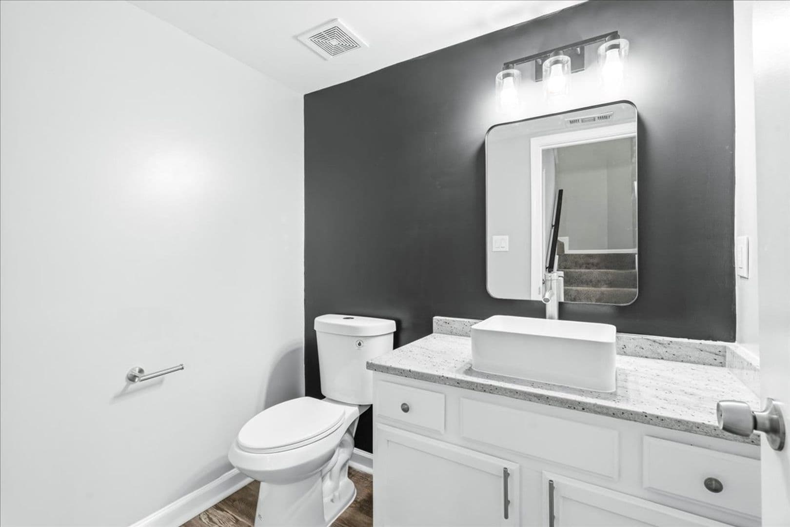 Frederick House: 2607 Warren Way