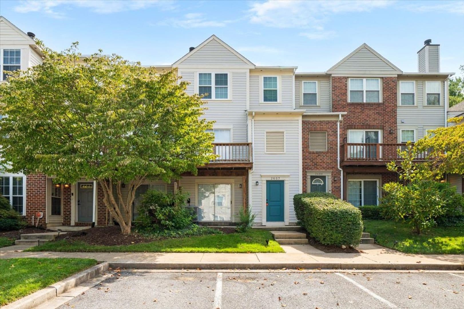 Frederick House: 2607 Warren Way