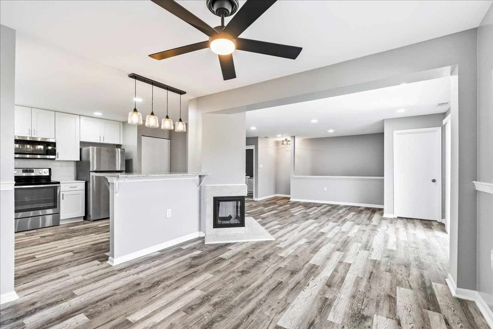 Frederick House: 2607 Warren Way