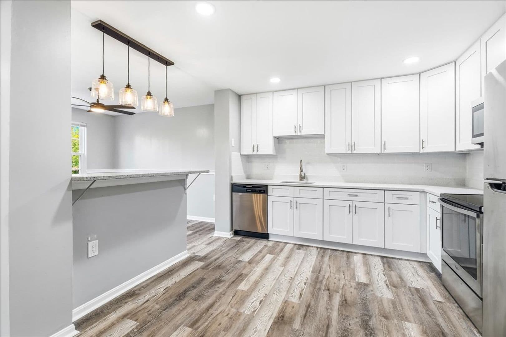 Frederick House: 2607 Warren Way