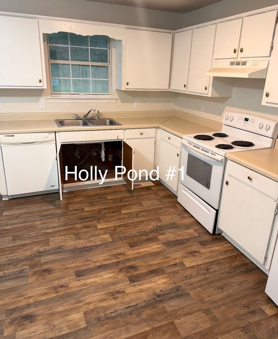 Holly Pond Apartment: County Road 1725