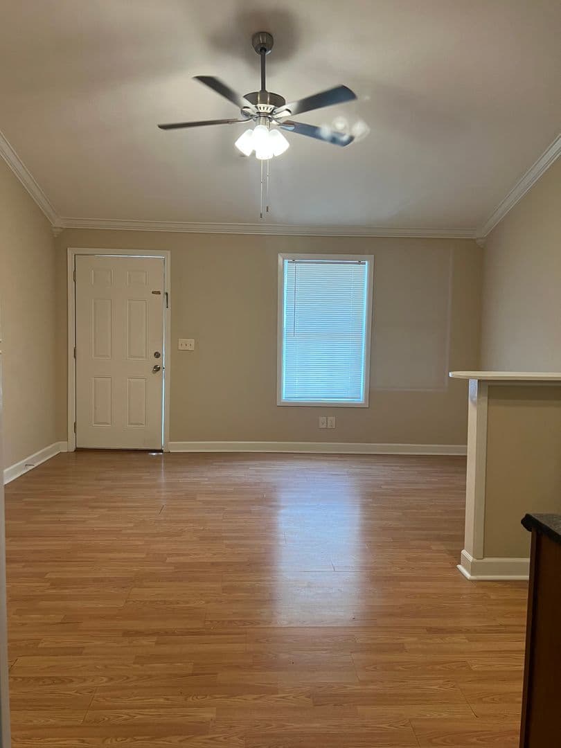 Cullman Apartment: Lessman Cir SW