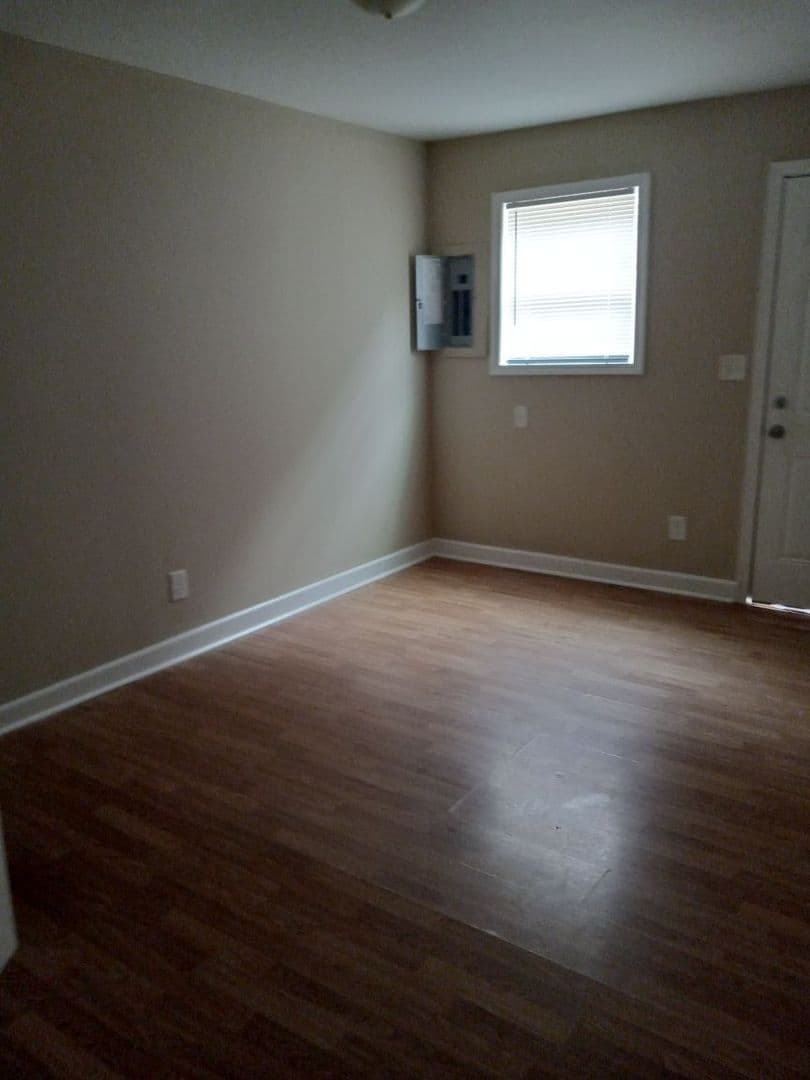 Cullman Apartment: Lessman Cir SW