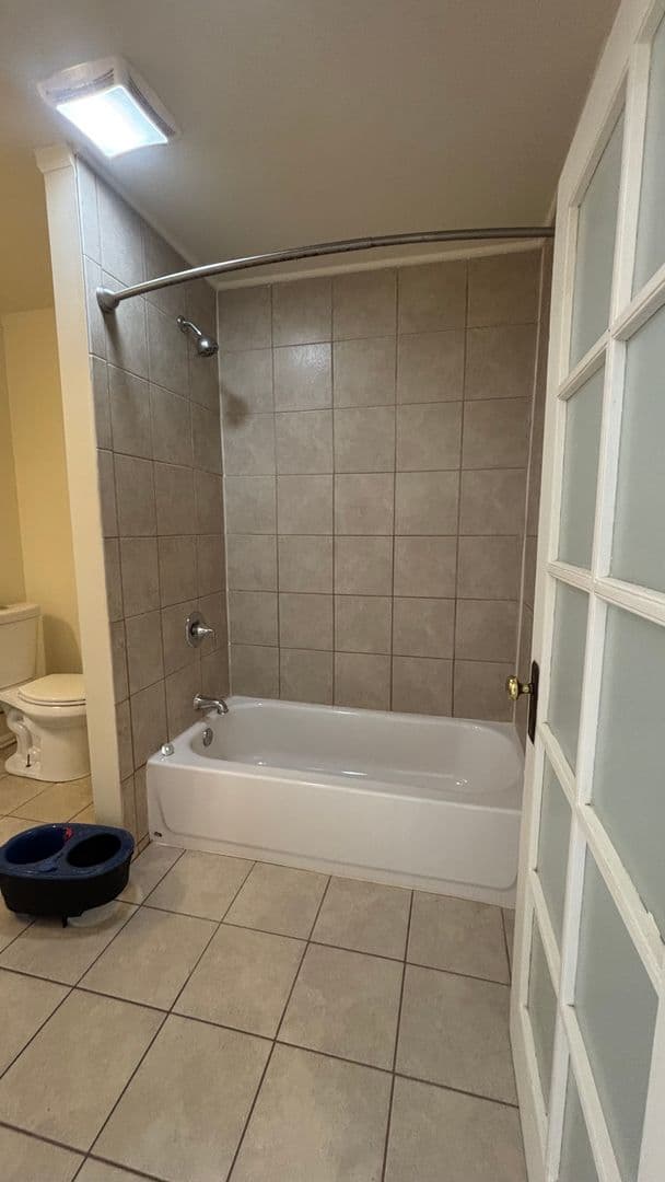 Manitou Springs Apartment: 612 High St.