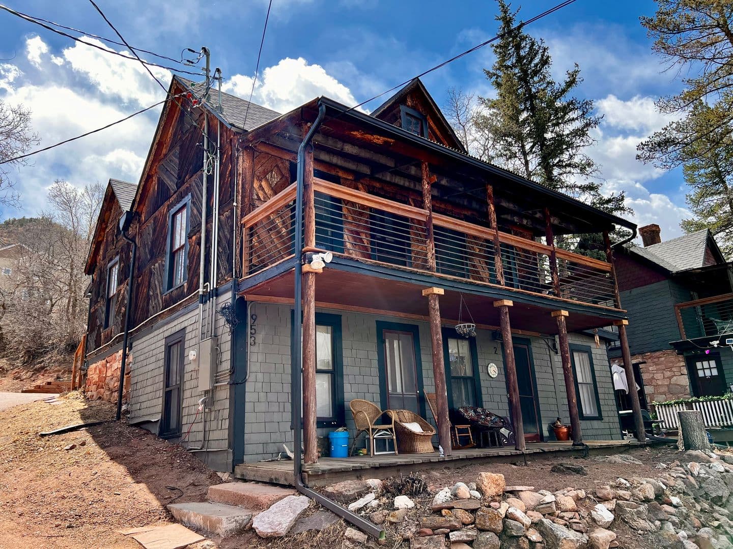 Manitou Springs Apartment: 953 Osage Ave