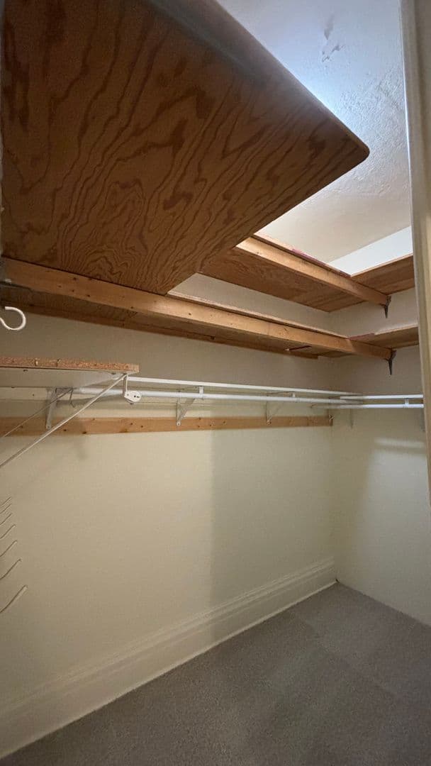 Manitou Springs Apartment: 612 High St.