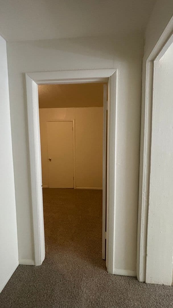 Manitou Springs Apartment: 612 High St.
