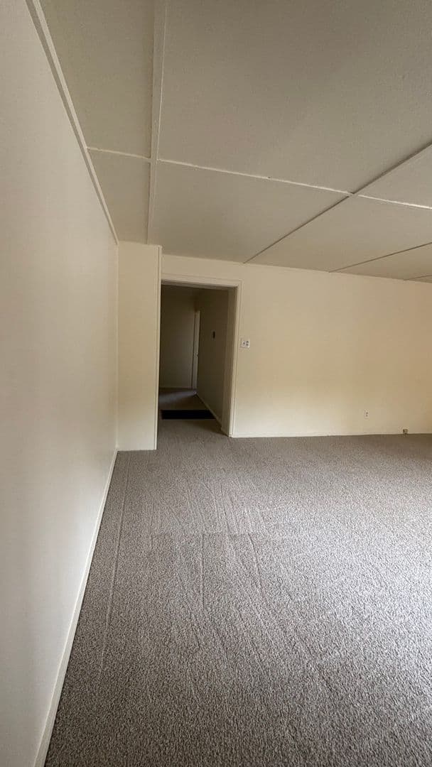 Manitou Springs Apartment: 612 High St.