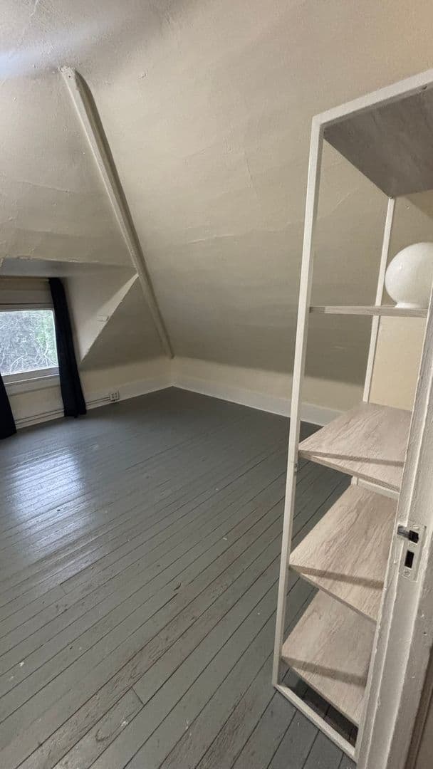 Manitou Springs Apartment: 612 High St.