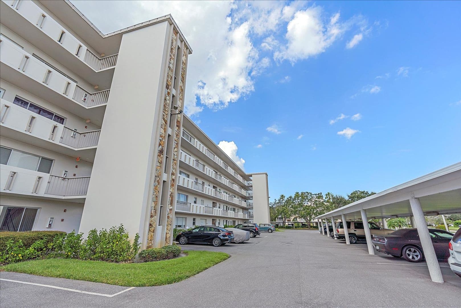 Bradenton Condo: 4210 Ironwood Circle Unit #103J