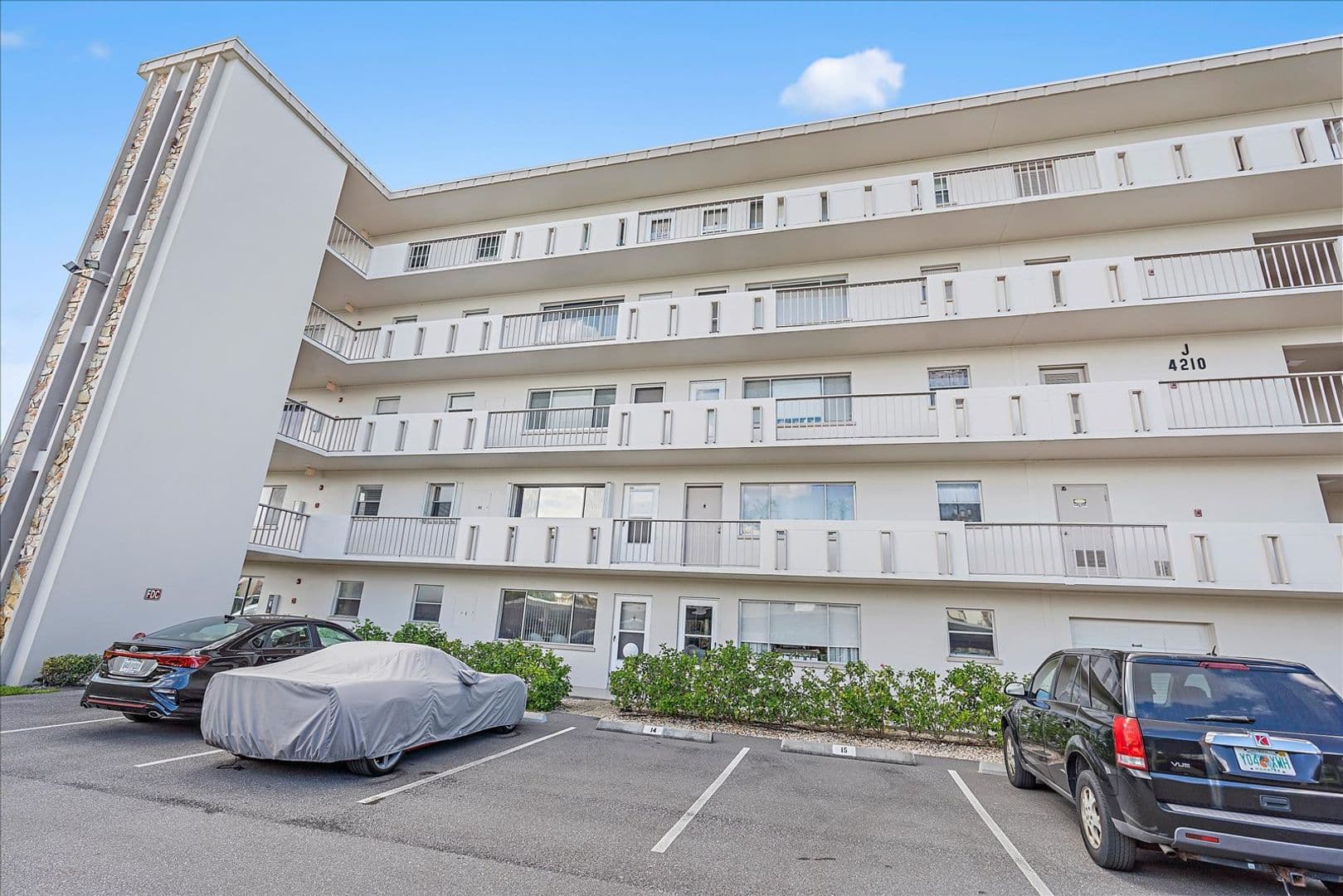 Bradenton Condo: 4210 Ironwood Circle Unit #103J