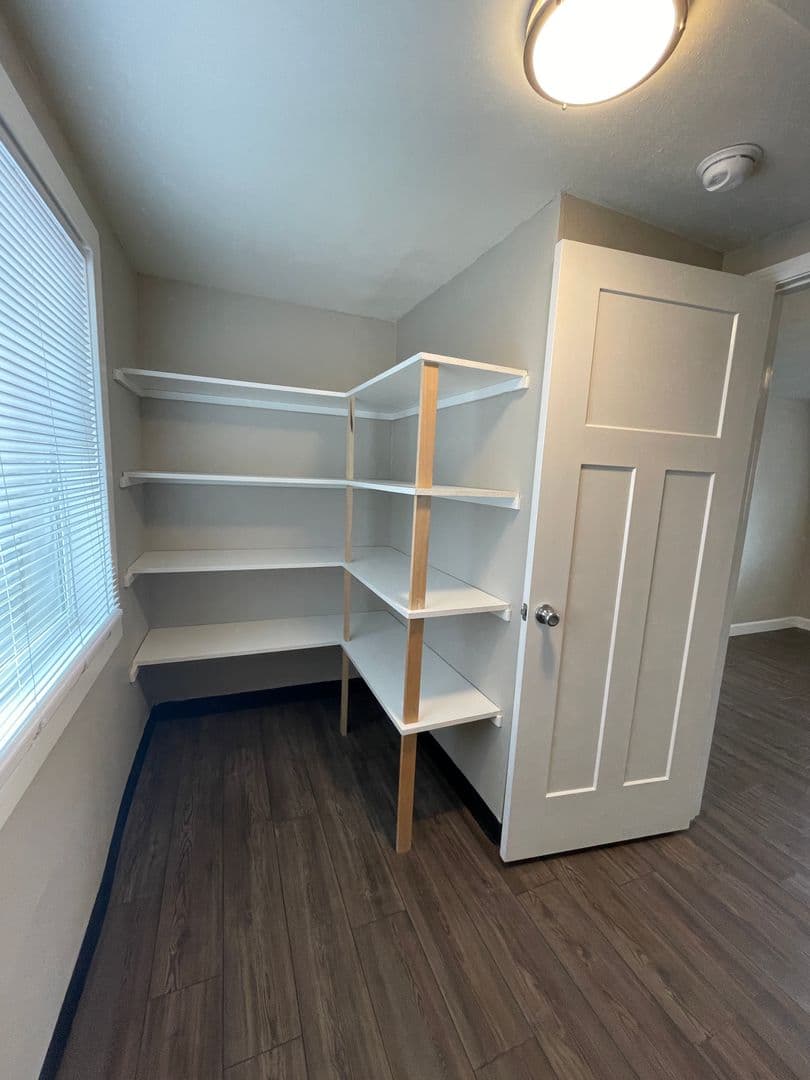 Salem Apartment: PO Box 5517