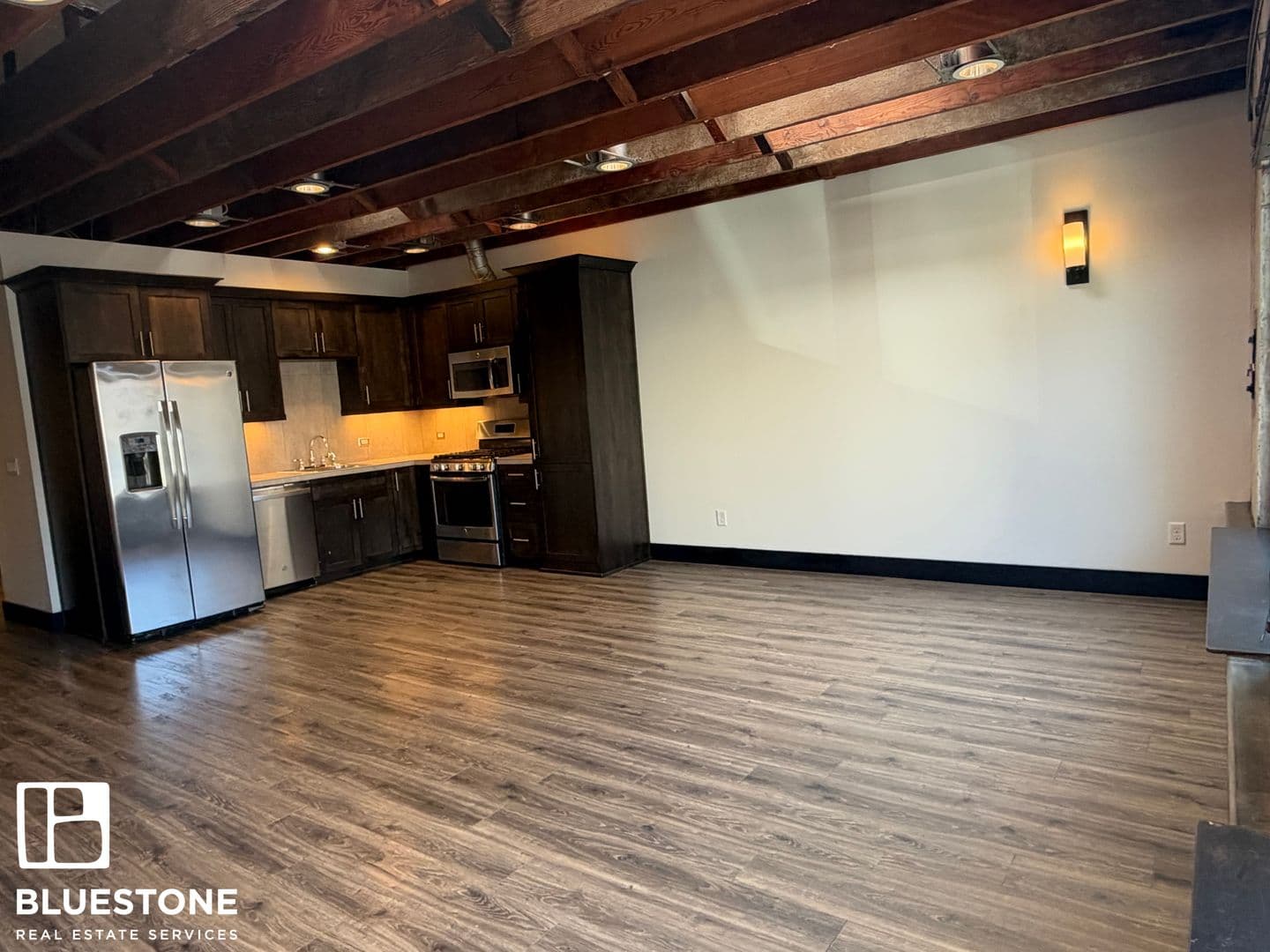 Salem Apartment: 241, 255, 249 Liberty ST NE