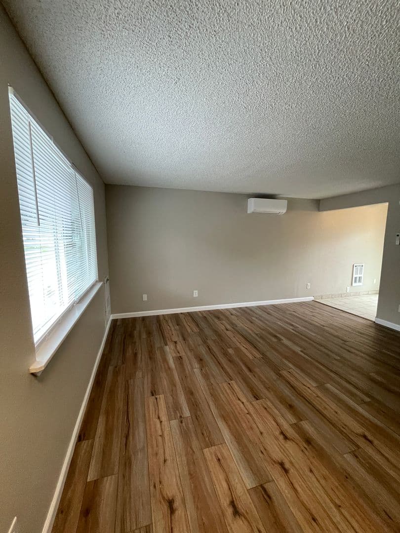 Salem Apartment: 4142-4166 State Street